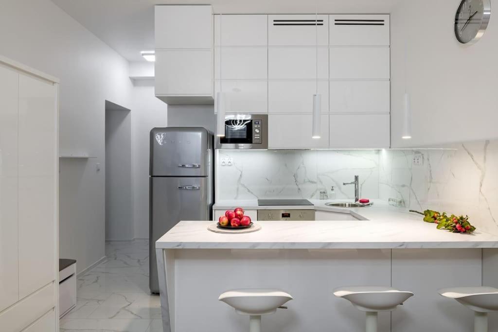 Charming Apartment In Calm And Central Area Красков Екстериор снимка